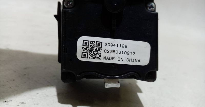 Conjunto / manetes de luzes e limpa vidros OPEL Insignia A (G09)