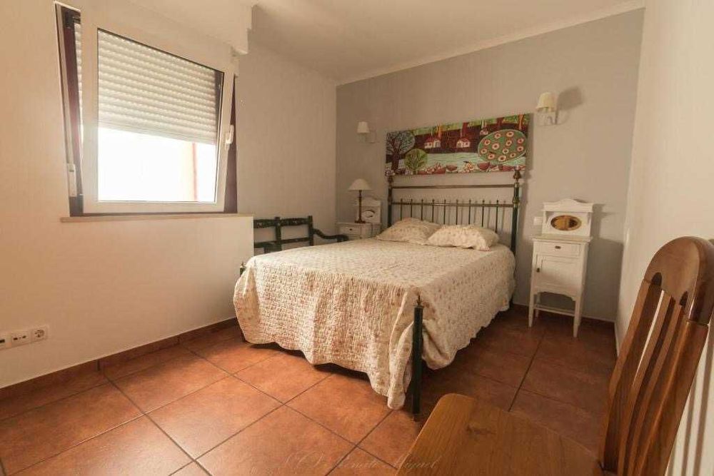 Apartamento no centro de Milfontes, perto da praia.