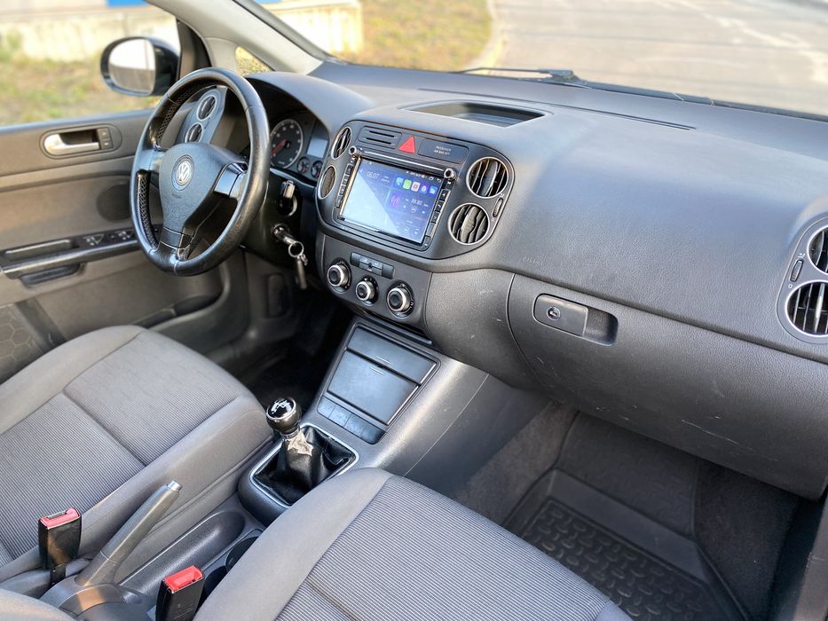 Volkswagen Golf Plus 2005 1.4 Мпі Бензин