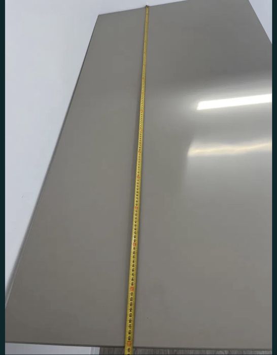 Secretária IKEA TROTTEN 160x80 (oferta da cadeira)