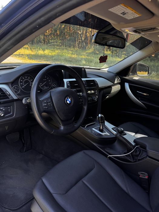 BMW 3 Series 2017 VIN WBA8E1G30HNU18306 фото оголошення 7 з 15