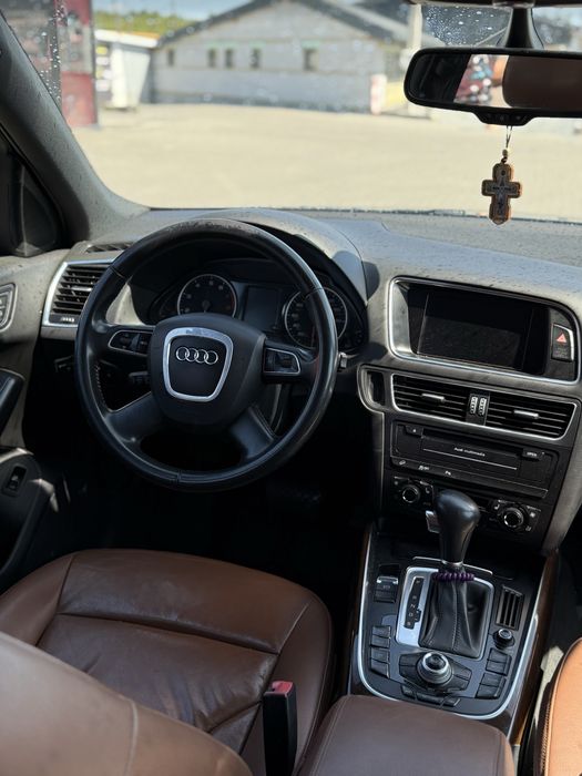 Audi Q5 premium plus