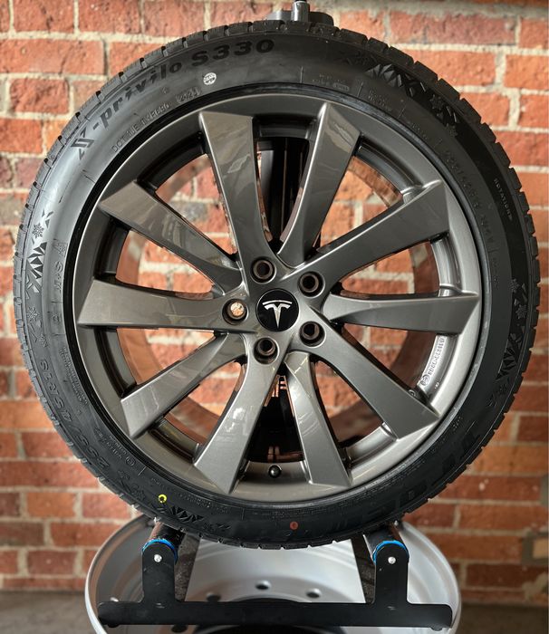 Koła Zimowe 19 Tesla Y Long Range Nowe 255/45R19 Performance 2024 | raty