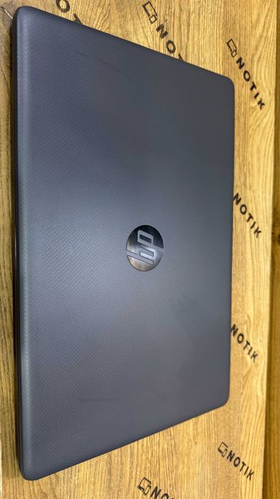 Ноутбук HP 250 G7  i5-1035G7/ 16GB / SSD 256GB / FHD TN