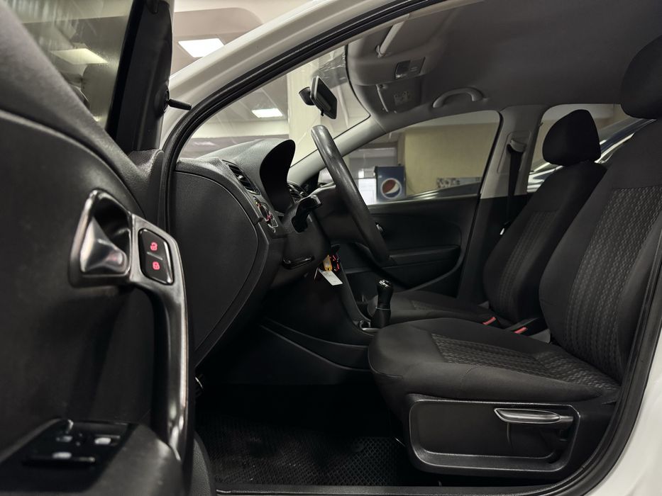 Volkswagen Polo Sedan 1.6 MPI 5МКПП 2017 р.в. (90 к.с)