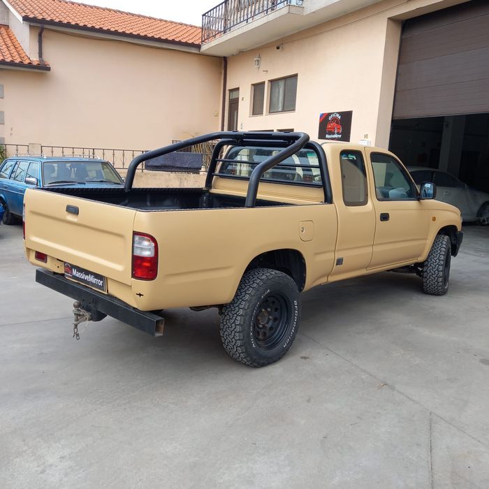 Toyota Hilux 4x4