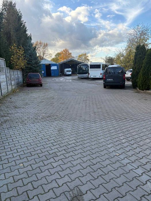 Wynajme teren utwardzony przy drodze głównej