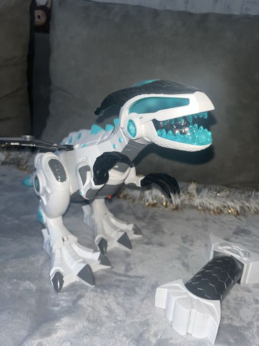 Музыкальный, светящийся динозавр