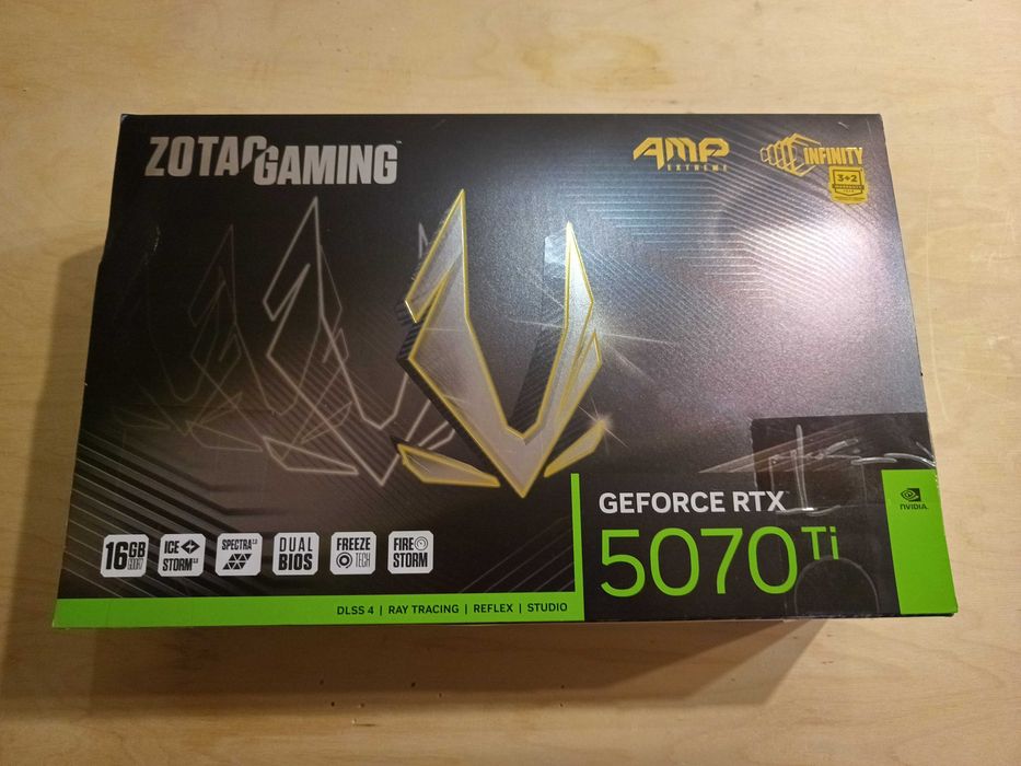 ZOTAC GeForce RTX 5070 Ti AMP Extreme Infinity 16GB