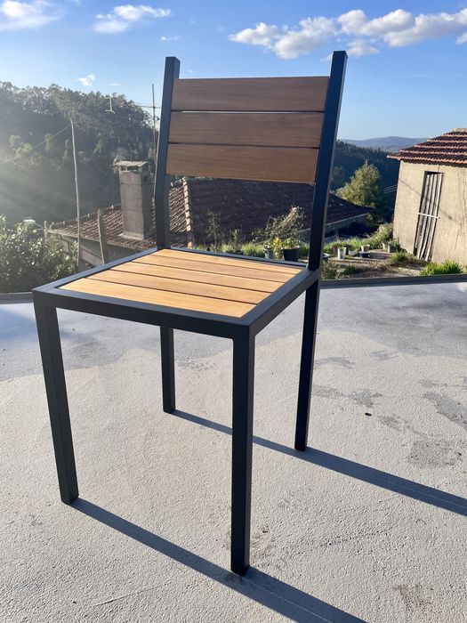 Mesa jantar de jardim