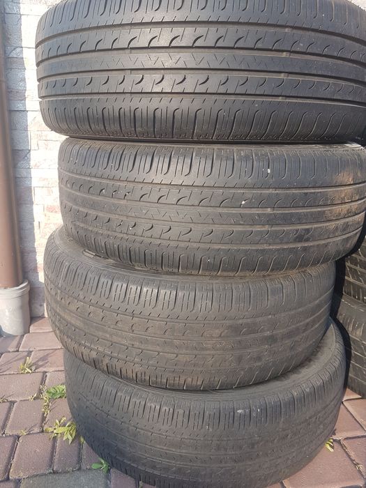 Резина Лето  225 55 R19 Suv GoodYear