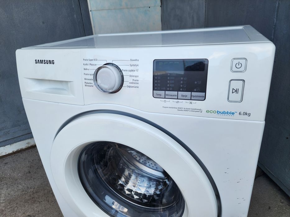 Вузька пральна машина SAMSUNG на 6кг з Європи