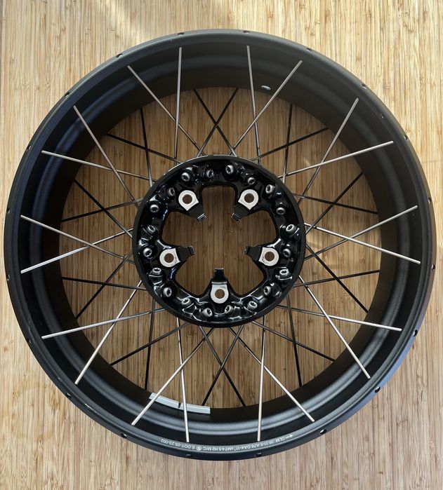 Jante traseira BMW R 1300 GS