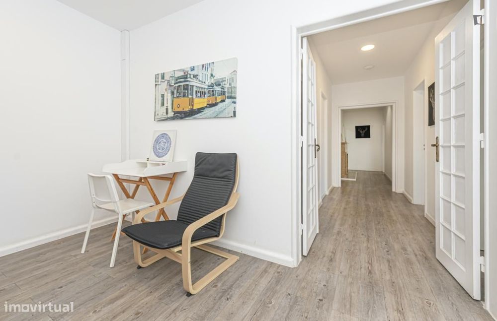 Quarto - localizado em Alameda Lisbon
