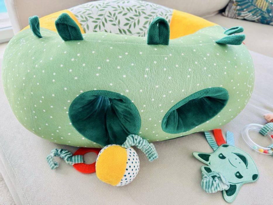 Almofada/ Assento de Actividades - Sophie la Girafe