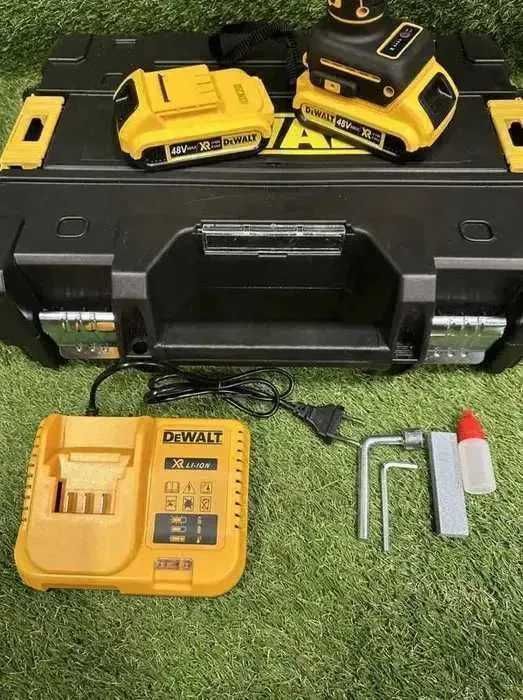 Секатор акумуляторний садовий DeWalt DCMPP550P1 акумуляторний 48V 6Ah