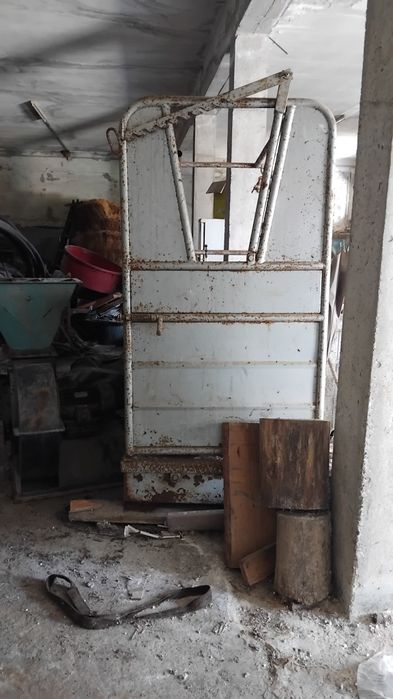 Balança antiga  até 1000 quilos