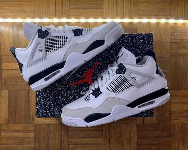 Jordan 4 Retro Military Black R.39