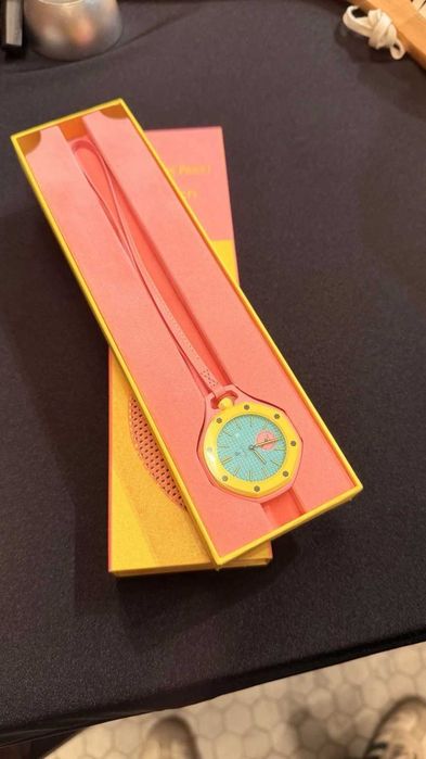 Swatch x AP Otg Roz SSX03J100N - Turkusowa tarcza, różowa obudowa