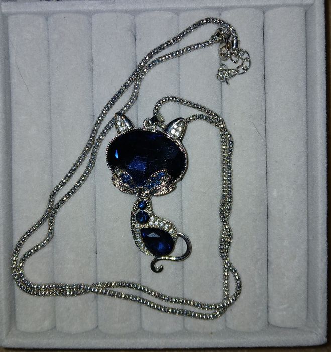 Кулон "кошечка". с цепочкой.