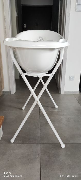 Wanienka ze stelażem