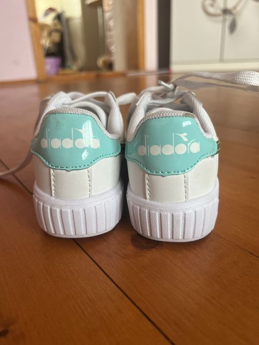 Взуття diadora та decatlon