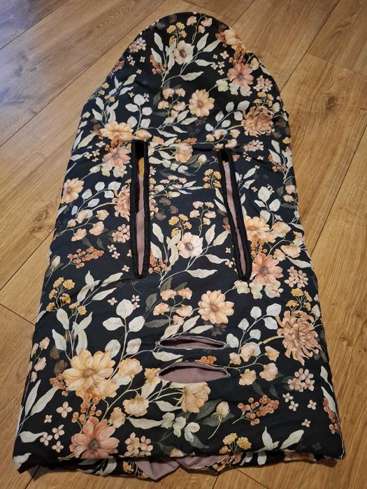 Otulacz Bibi Mall do fotelika samochodowego - zimowy, pudrowy róż