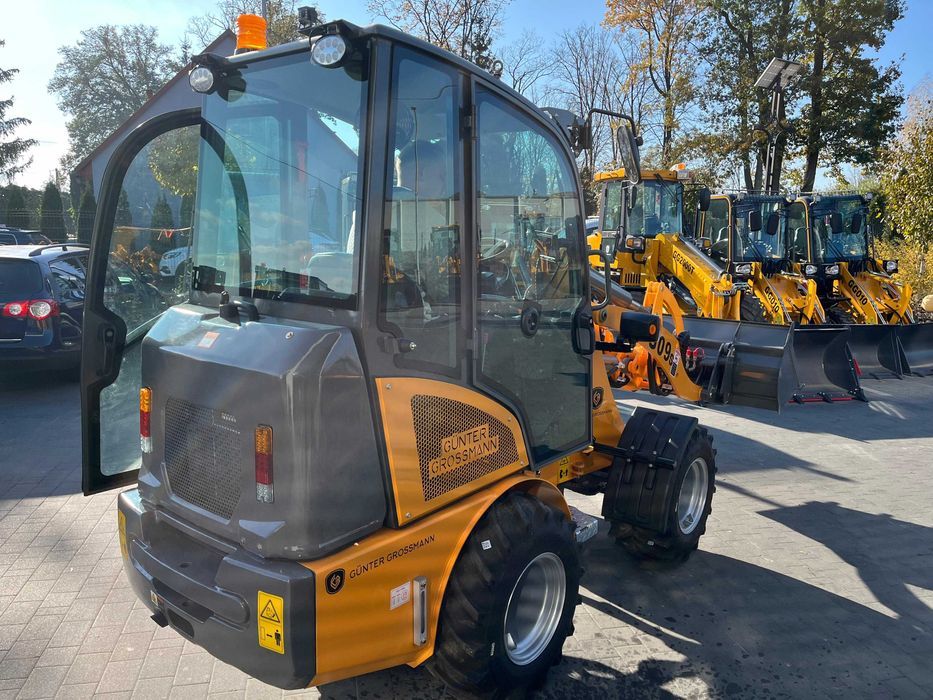 Ładowarka kołowa Gunter Grossmann GG09S. Kabina. Silnik Kubota