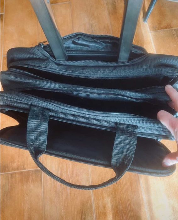 Pasta Trolley Executiva Vagg – como nova