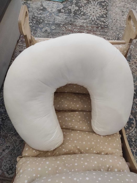 Подушка для годування немовляти груддю пляшечкою Ікеа