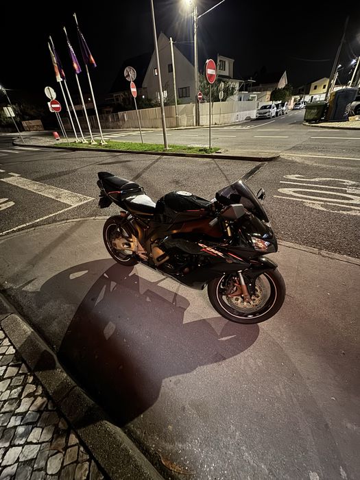Honda cbr 1000rr fireblade