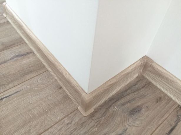 Montaż, układanie paneli podłogowych, deski ,jodełki, winyli , listew