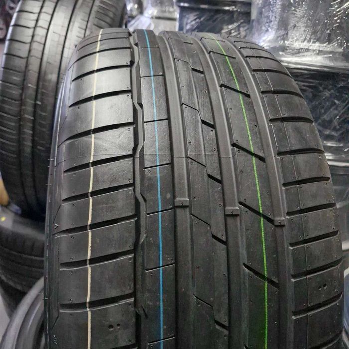 Нові літні шини Hankook Ventus S1 evo3  285/30 ZR22 101Y AO FR Sound absorber