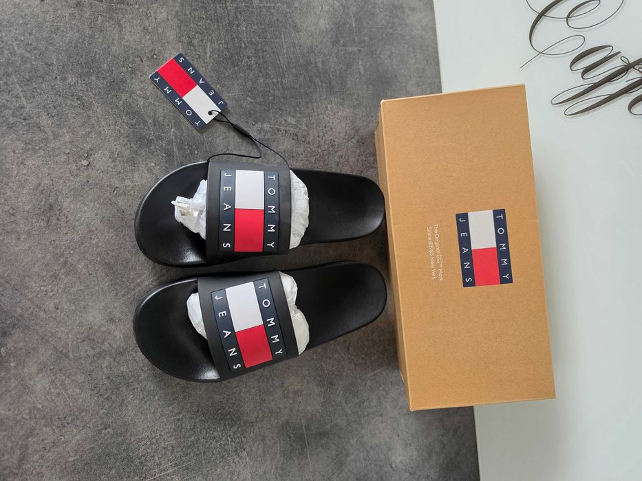 Nowe, oryginalne klapki Tommy Hilfiger