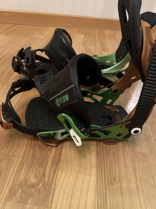 кріплення до  сноуборду Flow NX2, розмір M, rear-entry, стан як нові