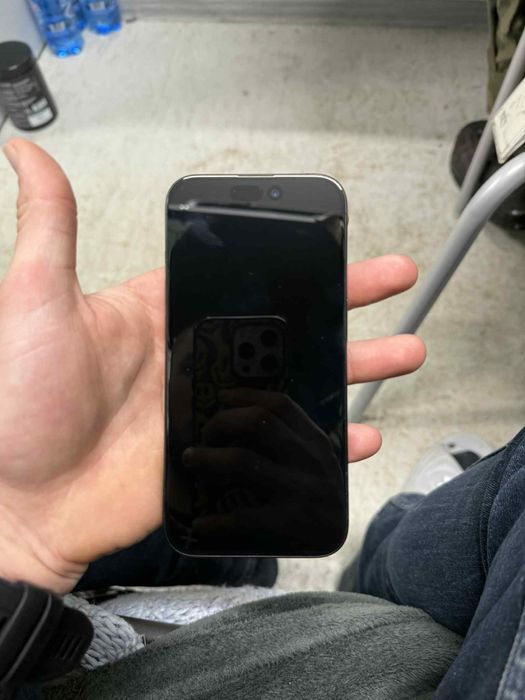 IPHONE 15 PRO Czarny