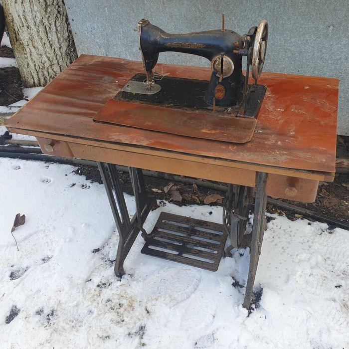 Швейна машина Подольск ПМЗ