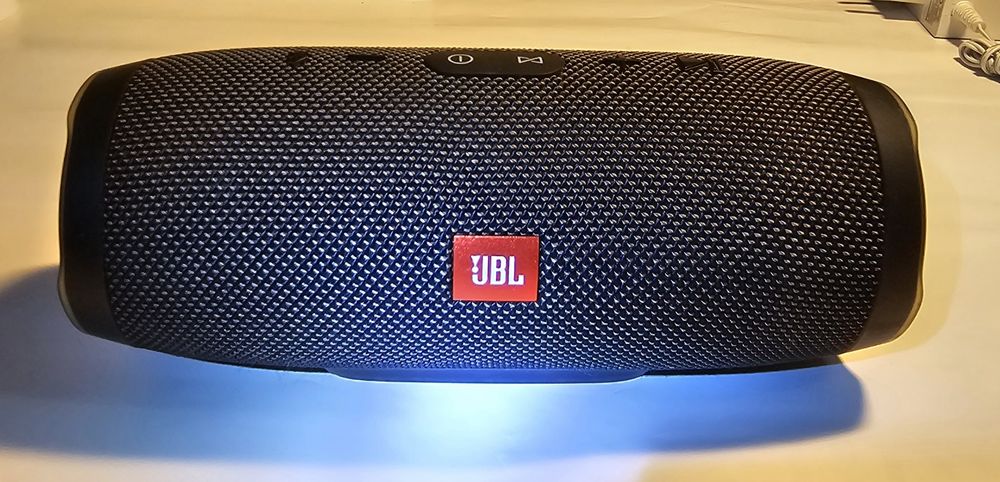 Колонка JBL Charge 3 / Оригінал / Портативна / Гарний стан/ Нова батарея