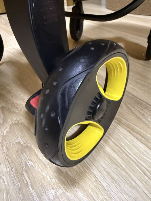 Автокресло/Автокрісло Doona+ /коляска 2 в 1, 0+ 0-13 кг