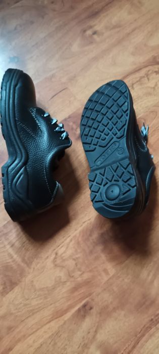Buty skórzane robocze nowe roz. 39