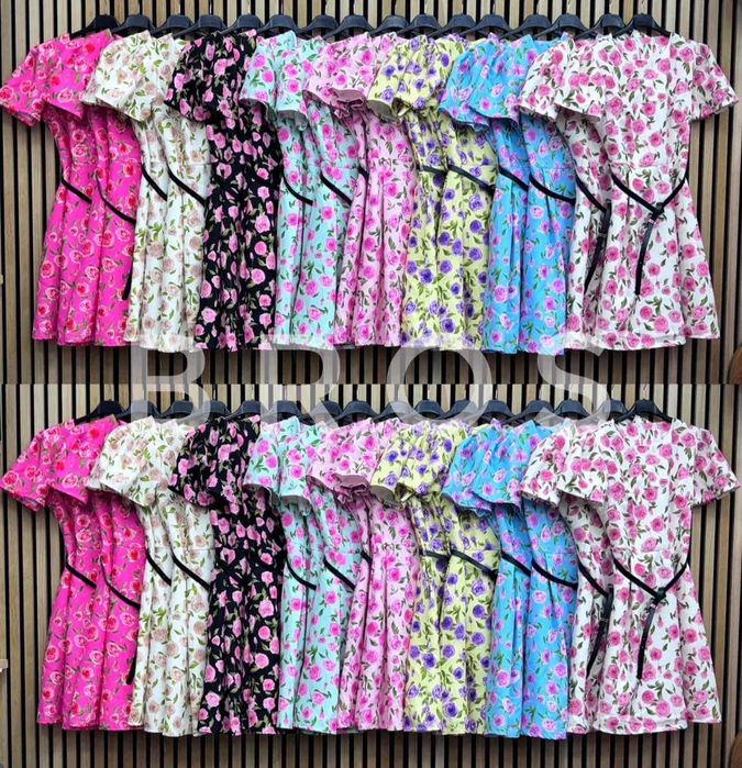 Sukienka w róze/pasek