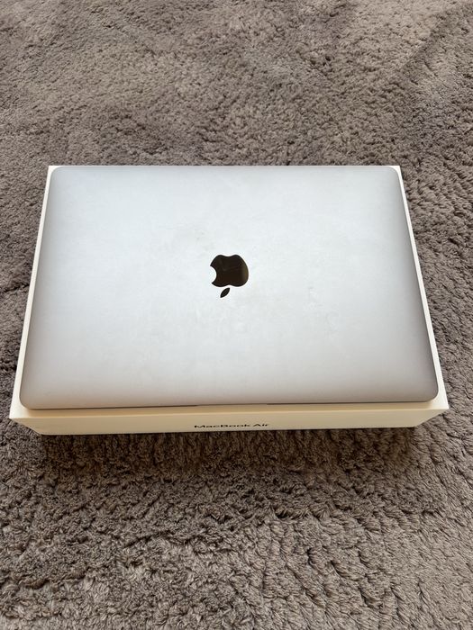 Macbook M1 256gb
