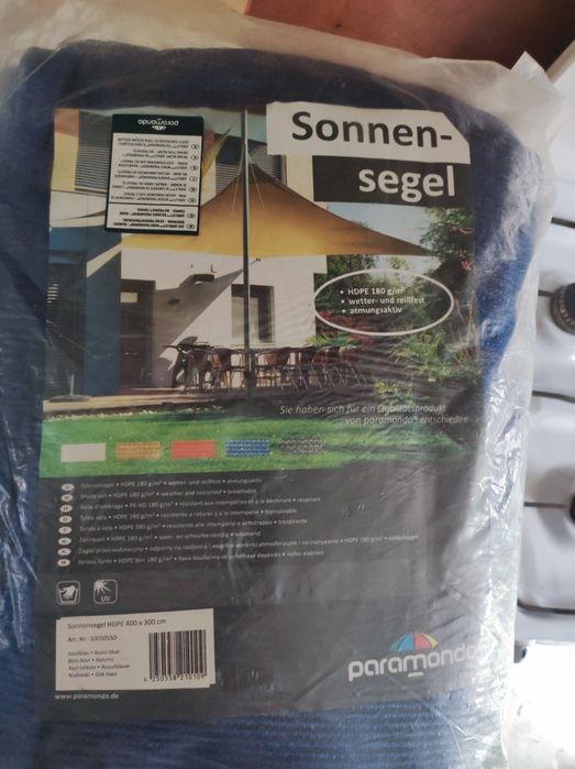Żagiel przeciwsłoneczny 4x3. Trzy kolory. Cena za sztukę .