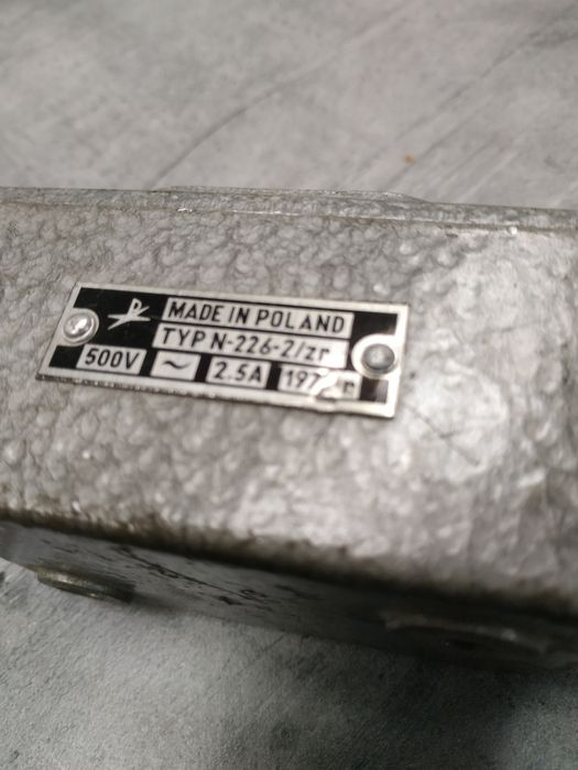 Sprzedam włącznik typ N226