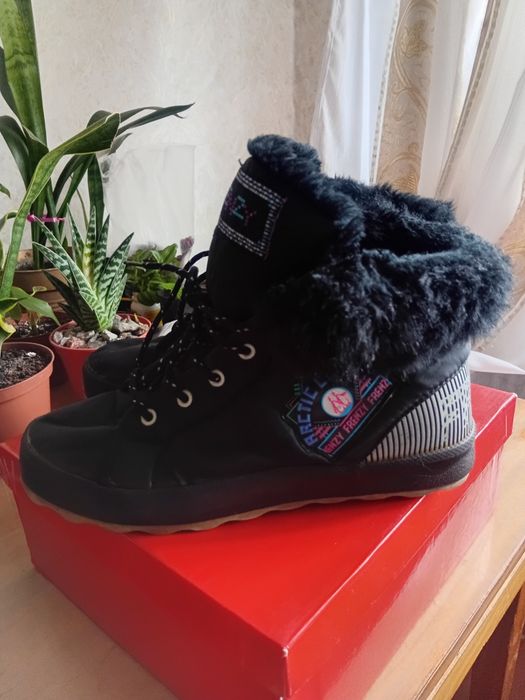 Женские тёплые ботинки на зиму лёгкие  стелька 26,5 размер  41