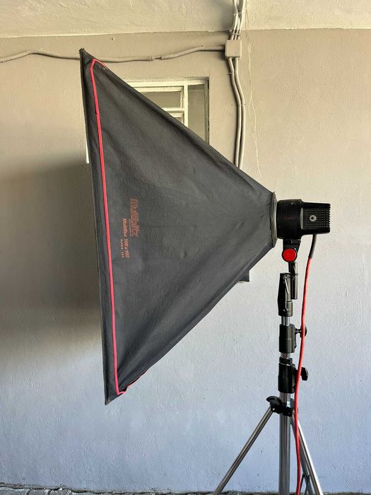 Conjunto de fotografia Multiblitz Multiflex 100×100 + MAGNOLITE BL 32