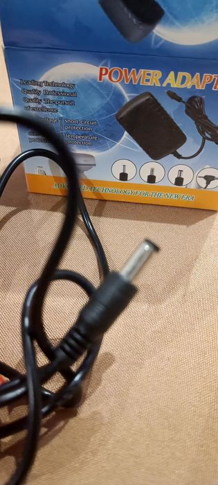 Блок живлення, Адаптер модель QWY -1220  12V