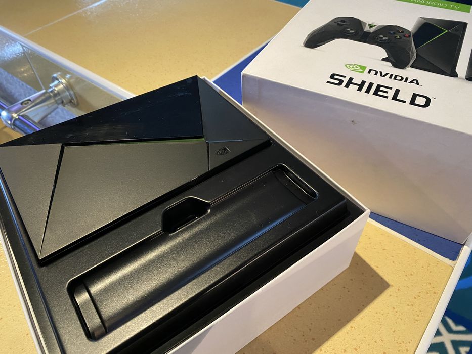 Продам NVIDIA Shield 2017