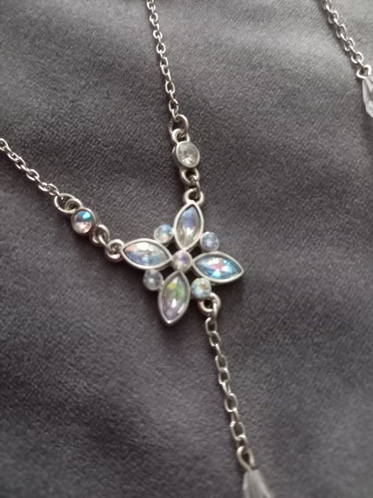 Biżuteria - łańcuszek/wisiorek z kolczykami