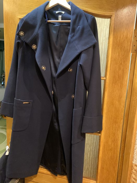 Пальто осінь синє